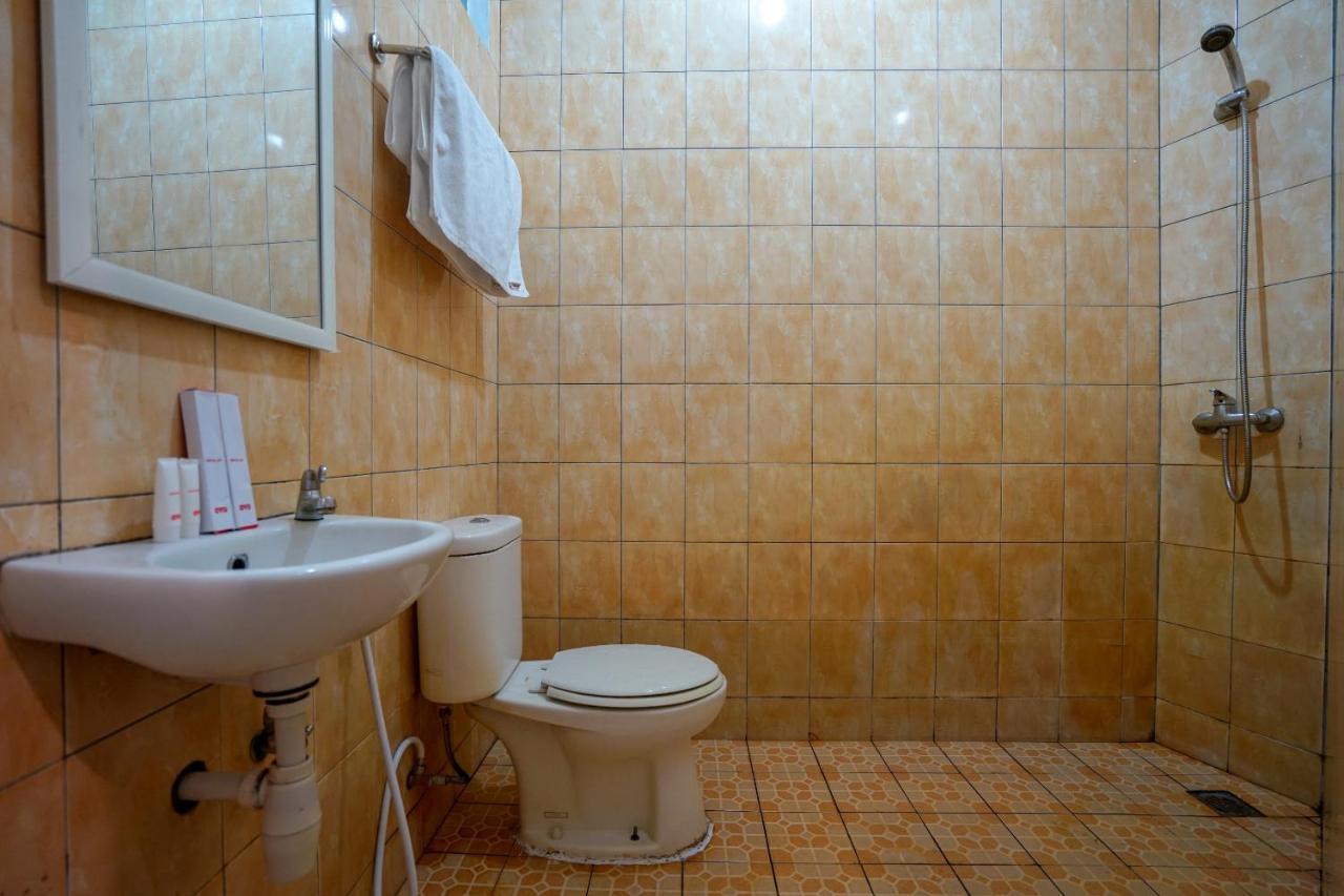 Super Oyo 1844 Bravo Residence Pangkal Pinang Kültér fotó