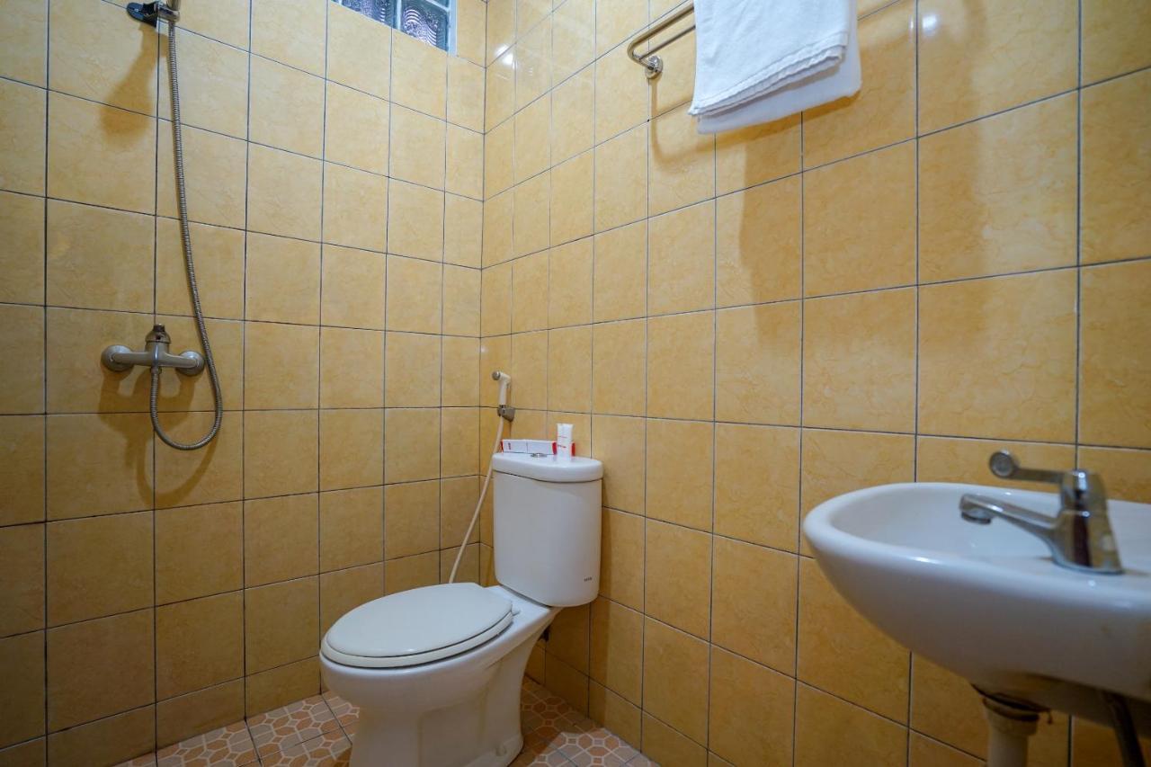 Super Oyo 1844 Bravo Residence Pangkal Pinang Kültér fotó