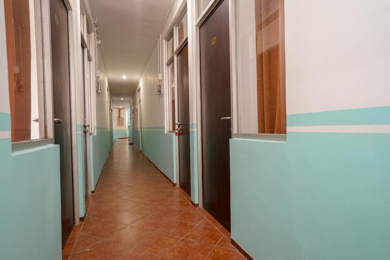 Super Oyo 1844 Bravo Residence Pangkal Pinang Kültér fotó